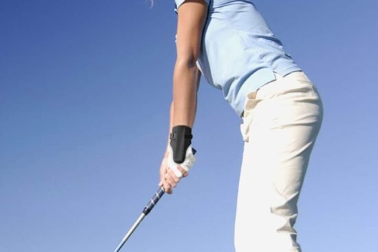 comparing 5 golf training aids for swing improvement